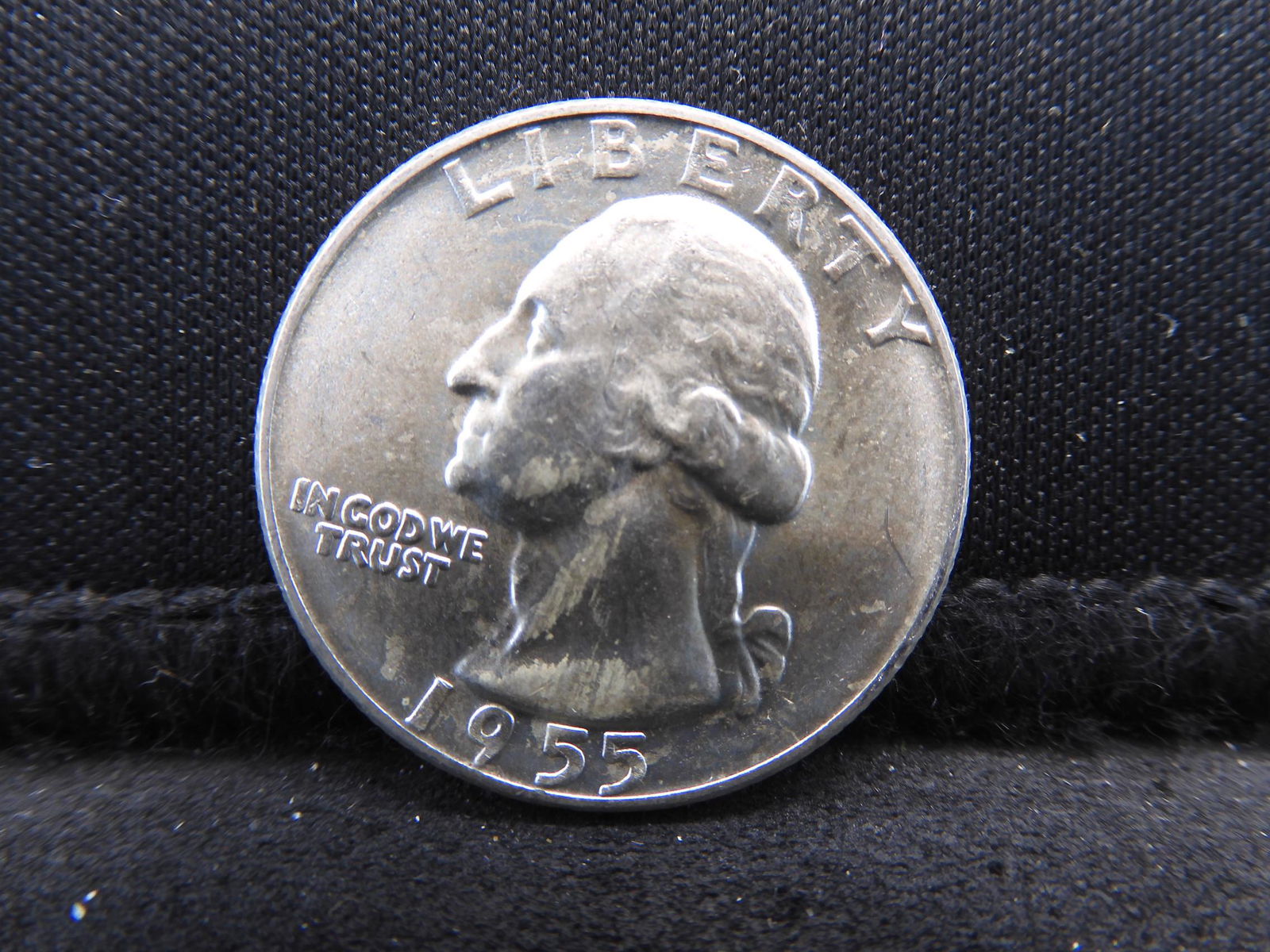 1955-D Brilliant Uncirculated Washington Quarter. (1 of 2)