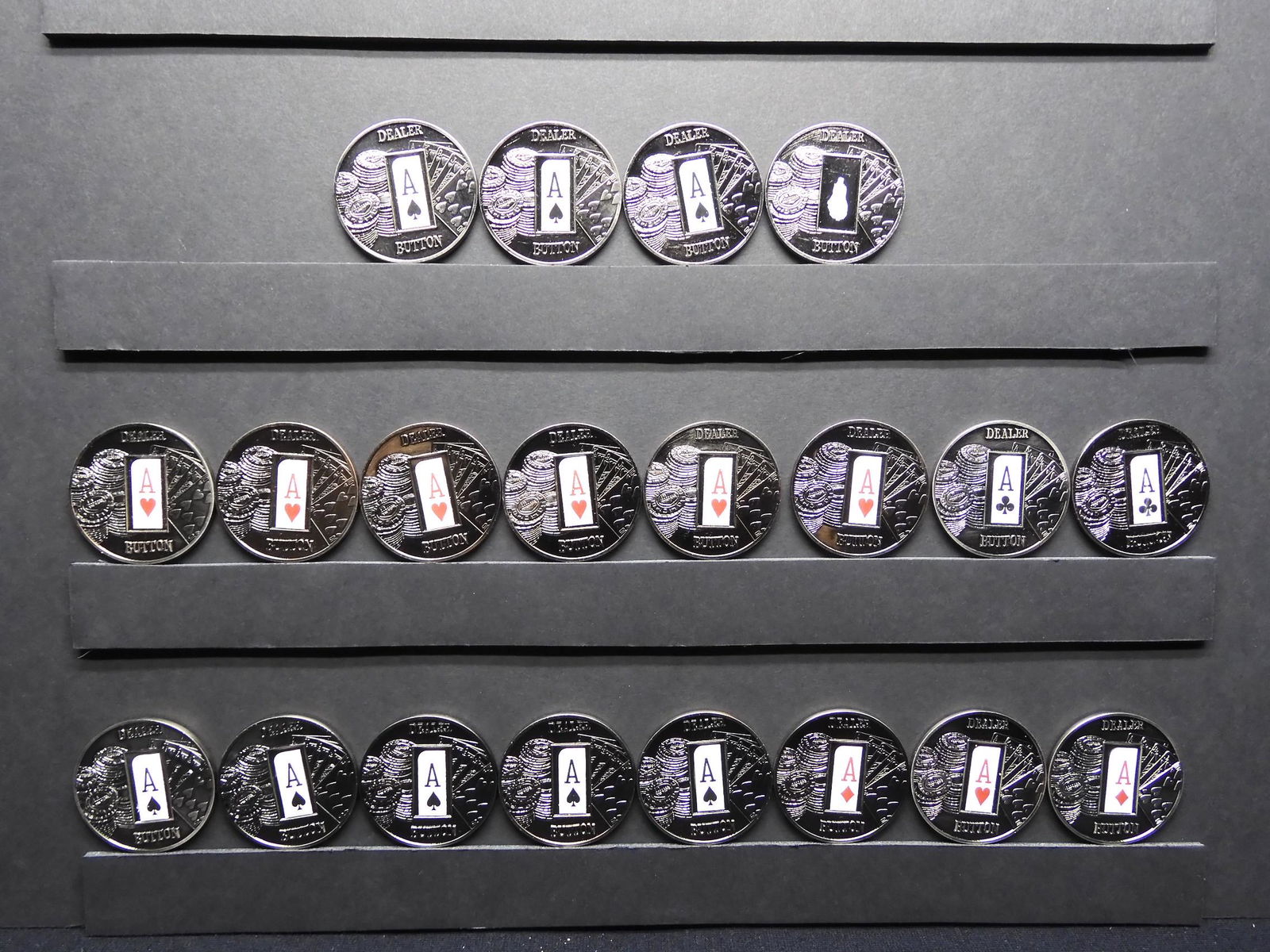 (20) x Republic of Palau 1$ Rainbows End Ace Card Coins (1 of 8)