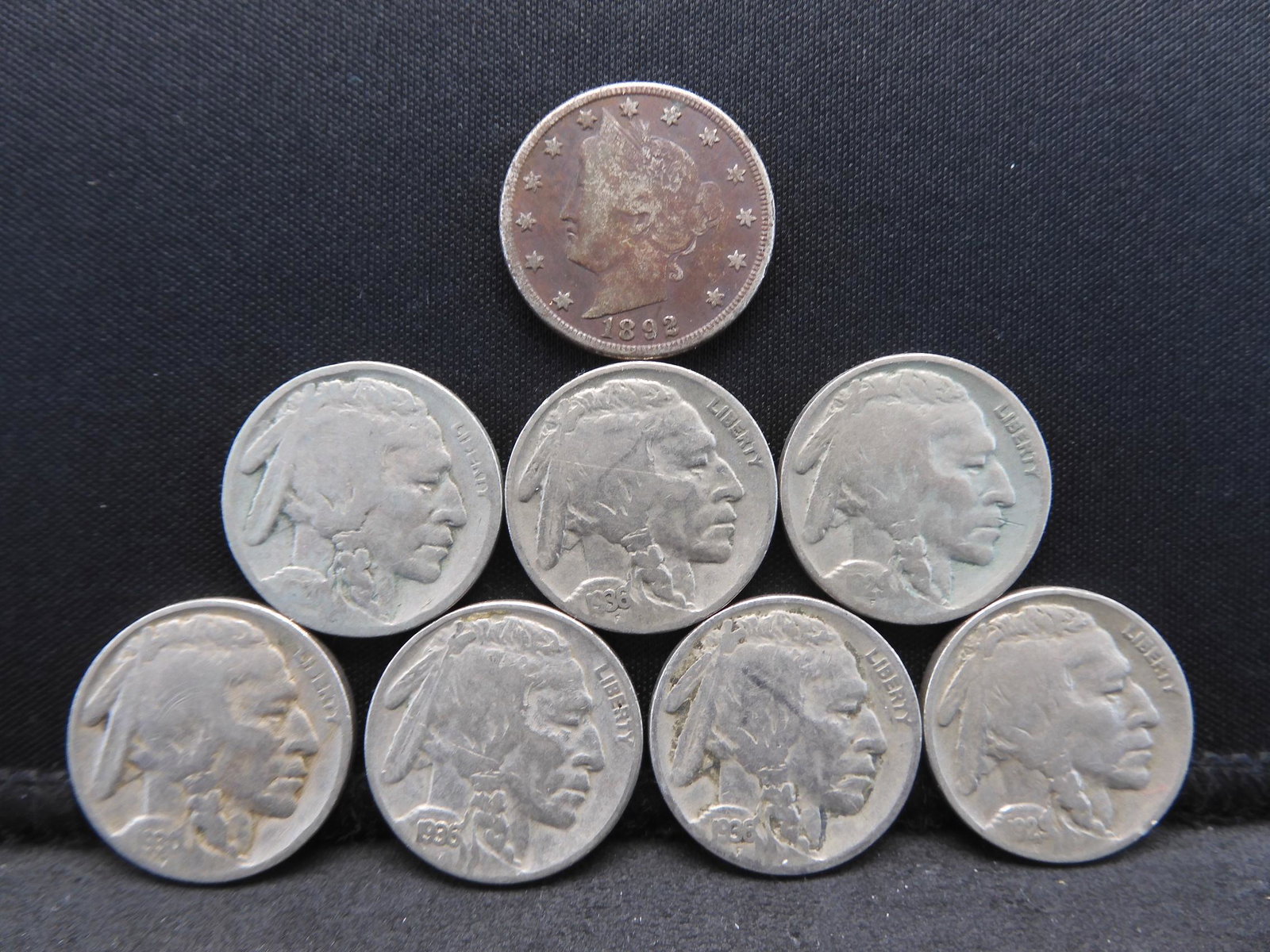 (8) pcs Buffalo Nickels & V Nickel Includes 1892, 1920, (1 of 2)