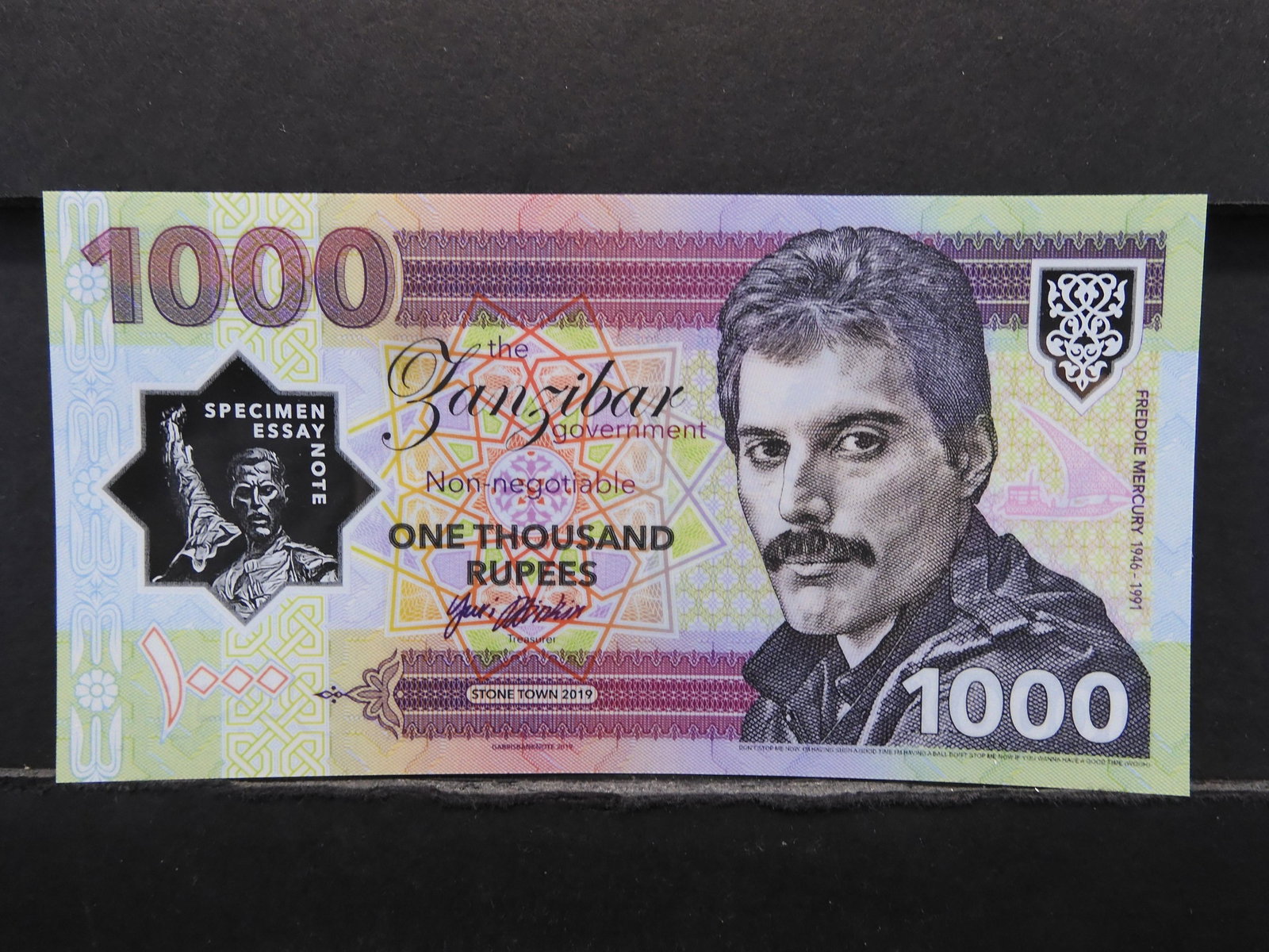 2019 1000 Rupees Zanzibar Freddy Mercury Polymer: 2019 1000 Rupees Zanzibar Freddy Mercury Polymer Specimen Essay Note. #51 of 2500 produced. Very rare and very Collectable Queen memories.