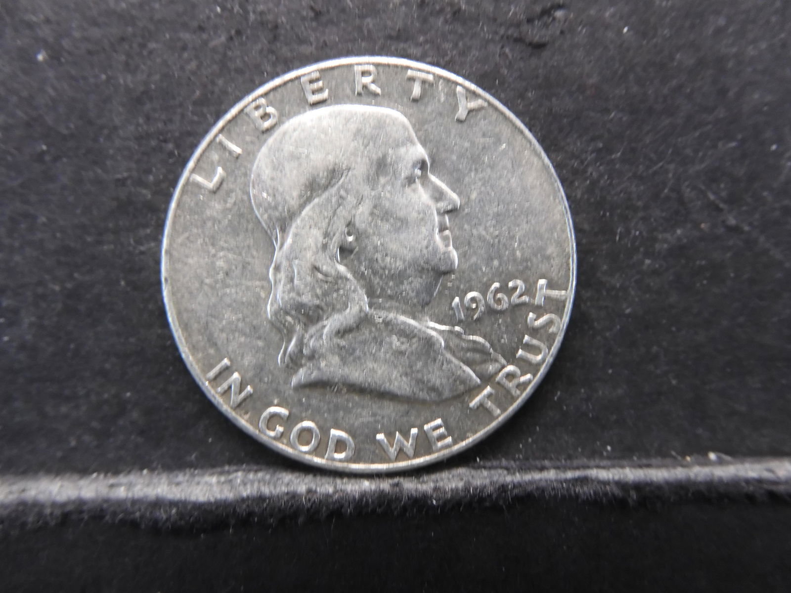 1962-D SILVER (90%) FRANKLIN HALF (1 of 2)
