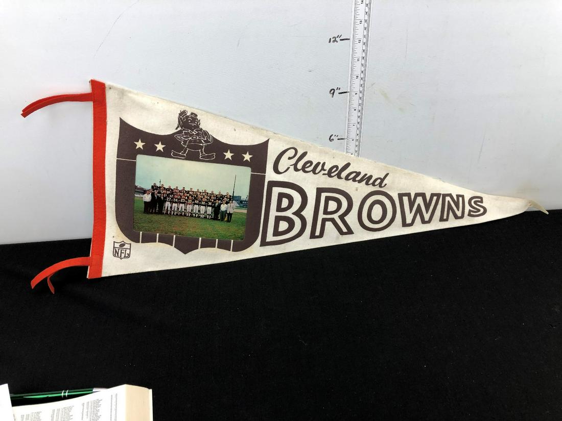 1964 Cleveland Browns Full Size Pennant with Team (1 of 4)