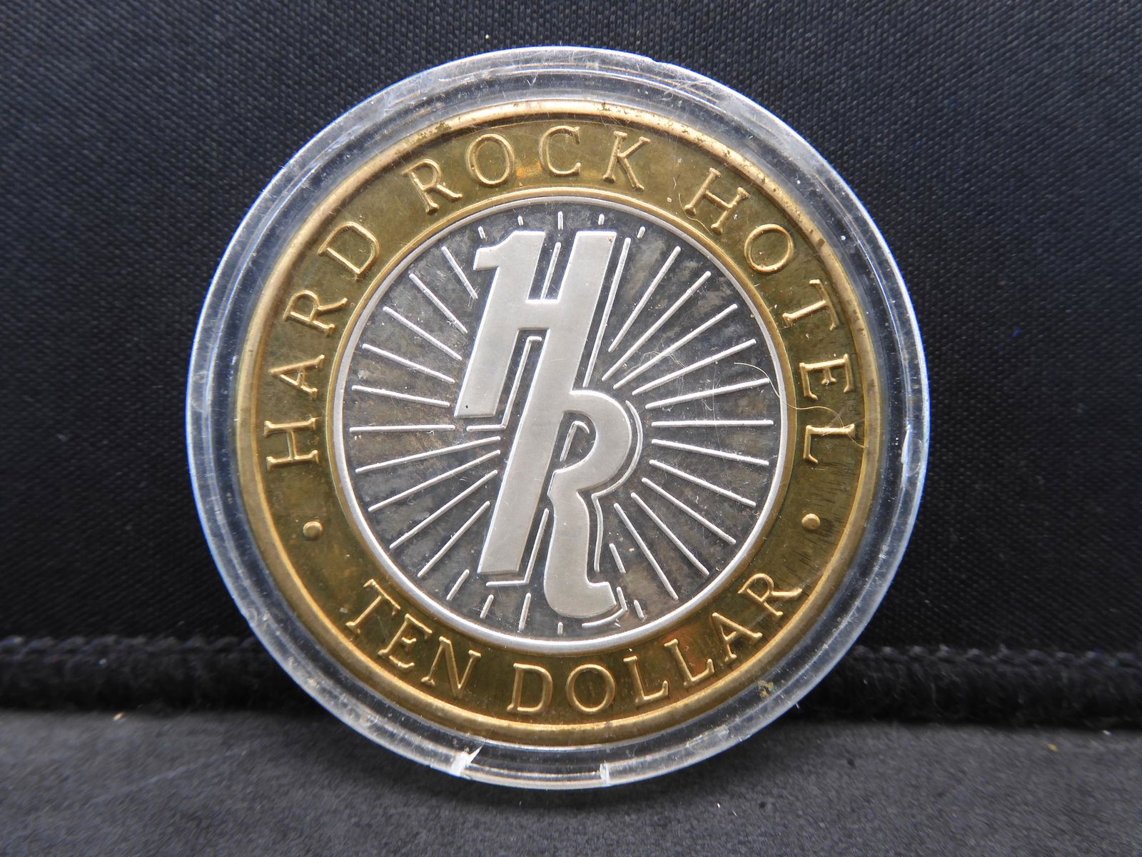 Hard Rock Hotel, Las Vegas Nevada $10 pure silver (1 of 2)