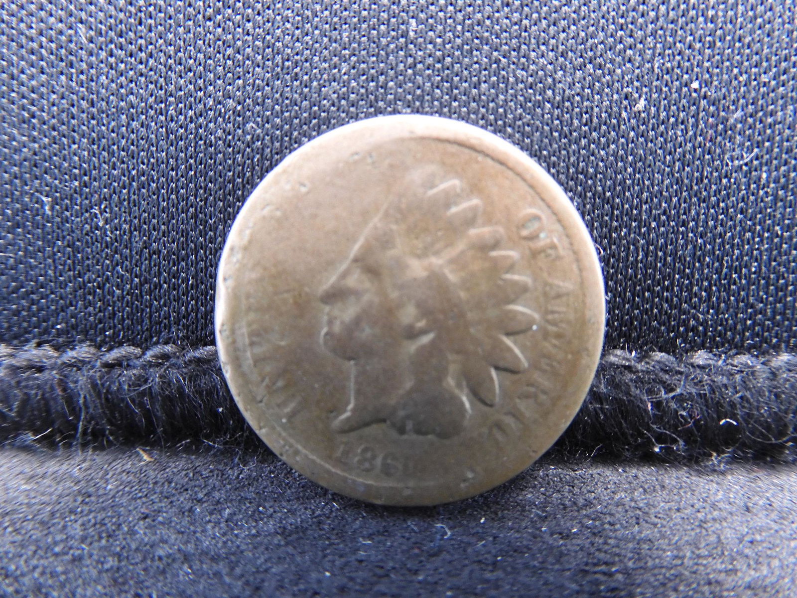 1860 CN Indian Head Cent. (1 of 2)