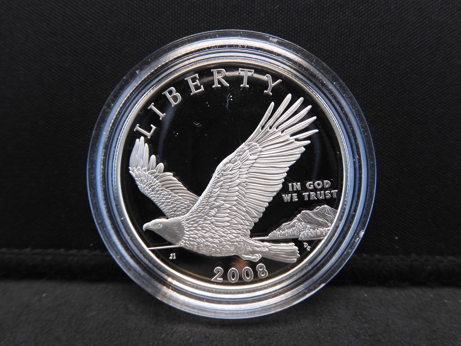 2008-P Bald Eagle Silver Commemorative Dollar in (1 of 4)