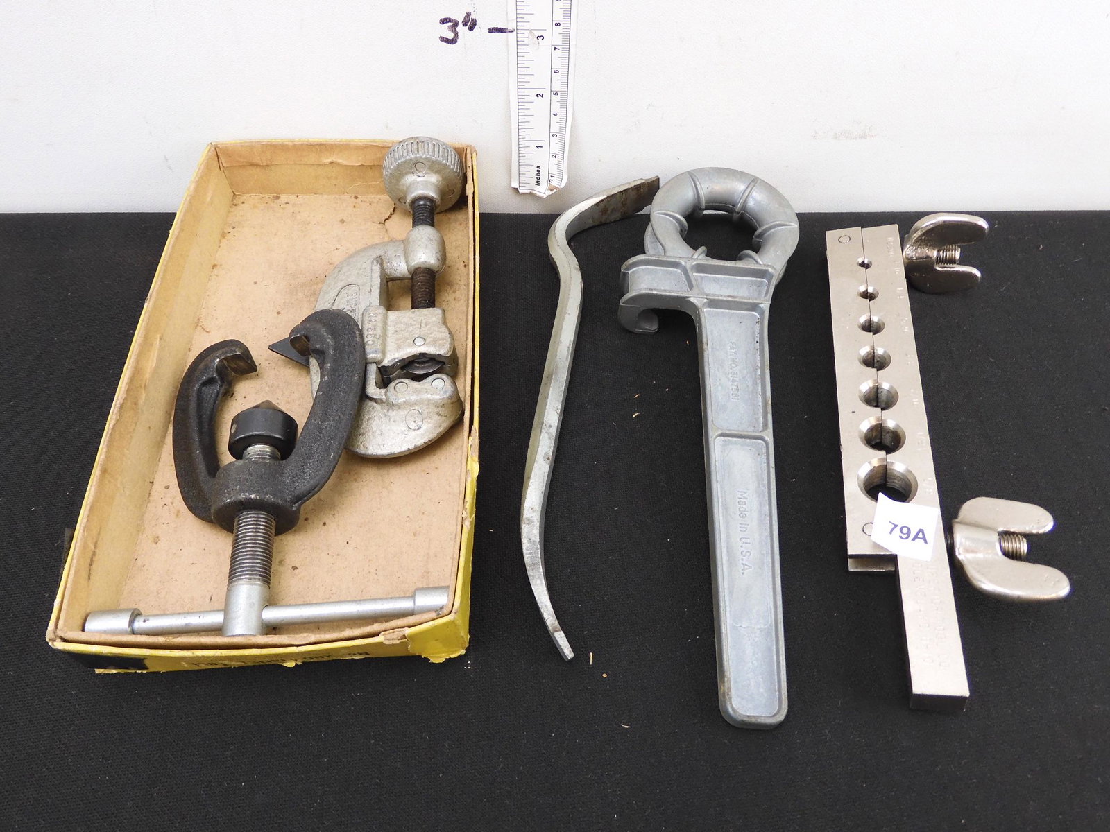 Flaring Tool kit, Sm. Tubing bender, Brake adjuster: Flaring Tool kit, Sm. Tubing bender, Brake adjuster tool, Pipe cutter