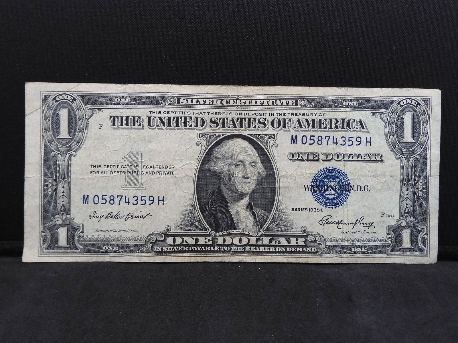 Series 1935 E U.S. $1 Silver Certificate Note (1 of 3)