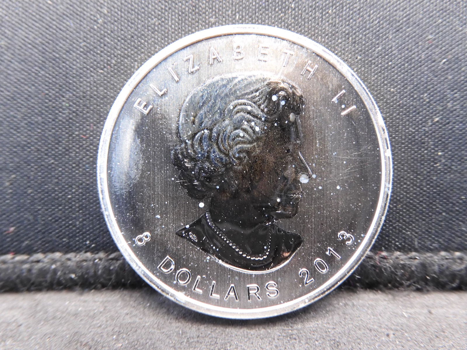 2013 Canada 1 1/2 OZ. .999 Silver Polar Bear (1 of 2)