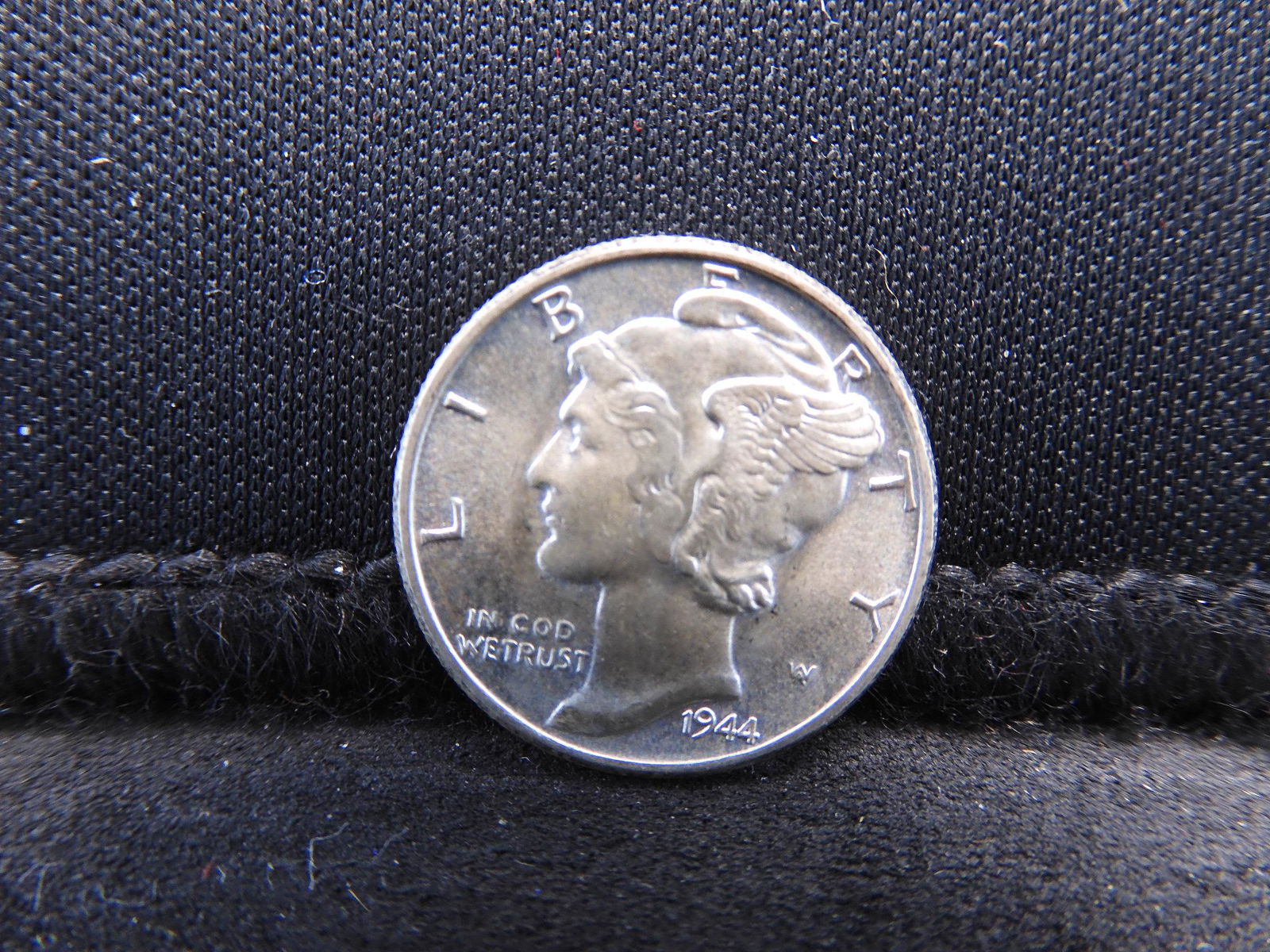 1944 Mercury Silver Dime (1 of 2)