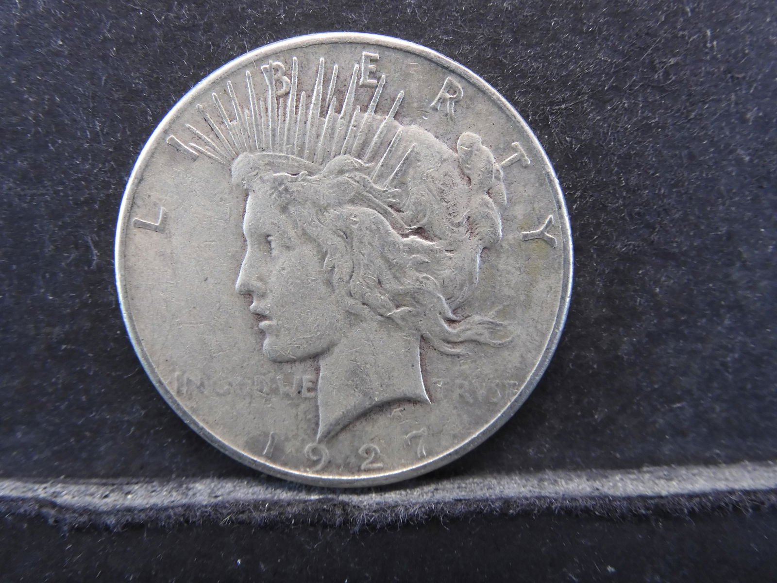 1927-S ($75 AT AU/ONLY 866K) PEACE SILVER (90%) DOLLAR (1 of 2)