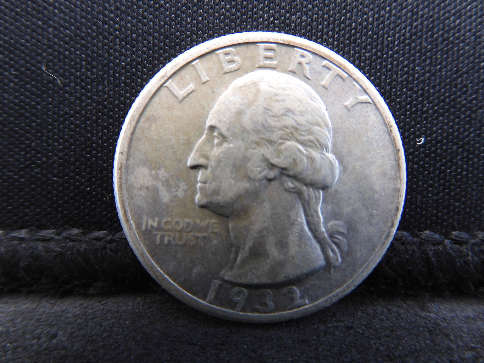1932 High Grade Washington Quarter. (1 of 2)