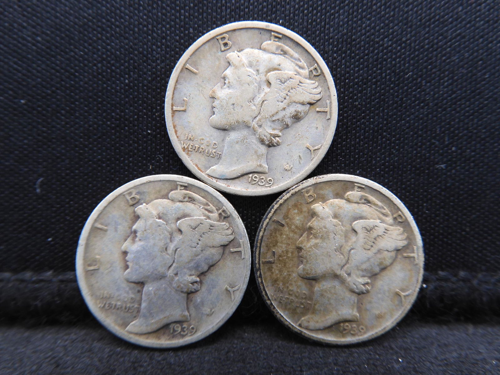 1939 PDS Mercury Dimes. (1 of 2)
