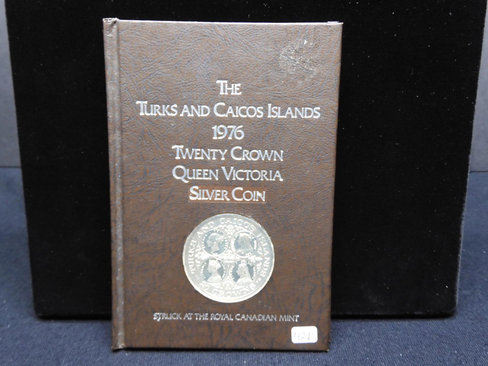1976 20 Crown Queen Victoria Silver Proof (1 of 6)