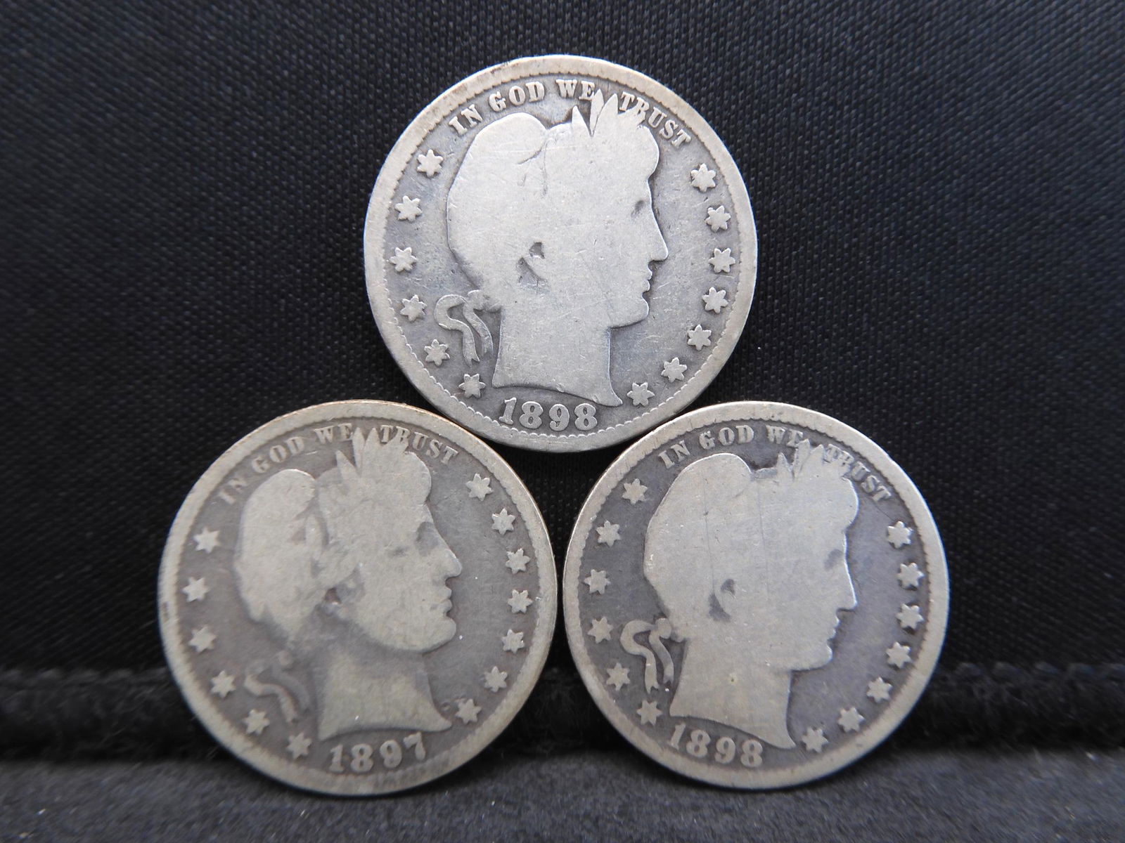 (3) x Silver Barber Quarter 1897, 1898 (1 of 2)