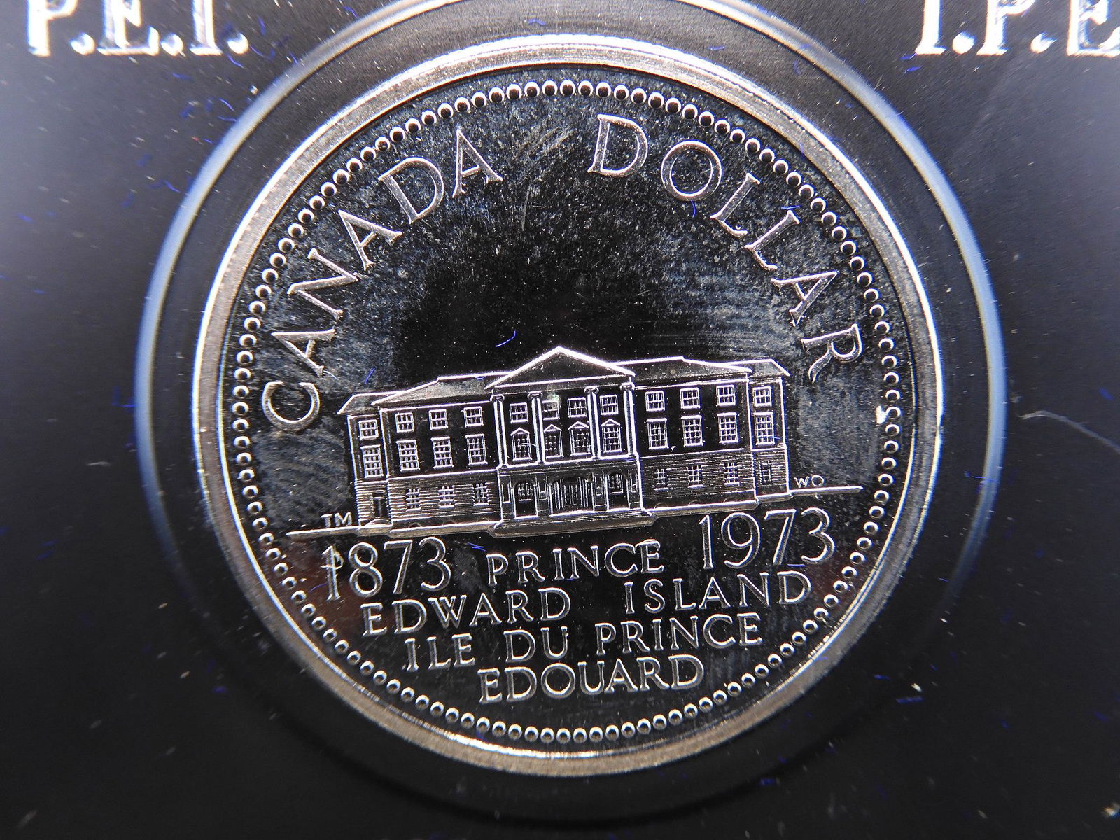 1973 Canada Proof Dollar in Case (1 of 3)