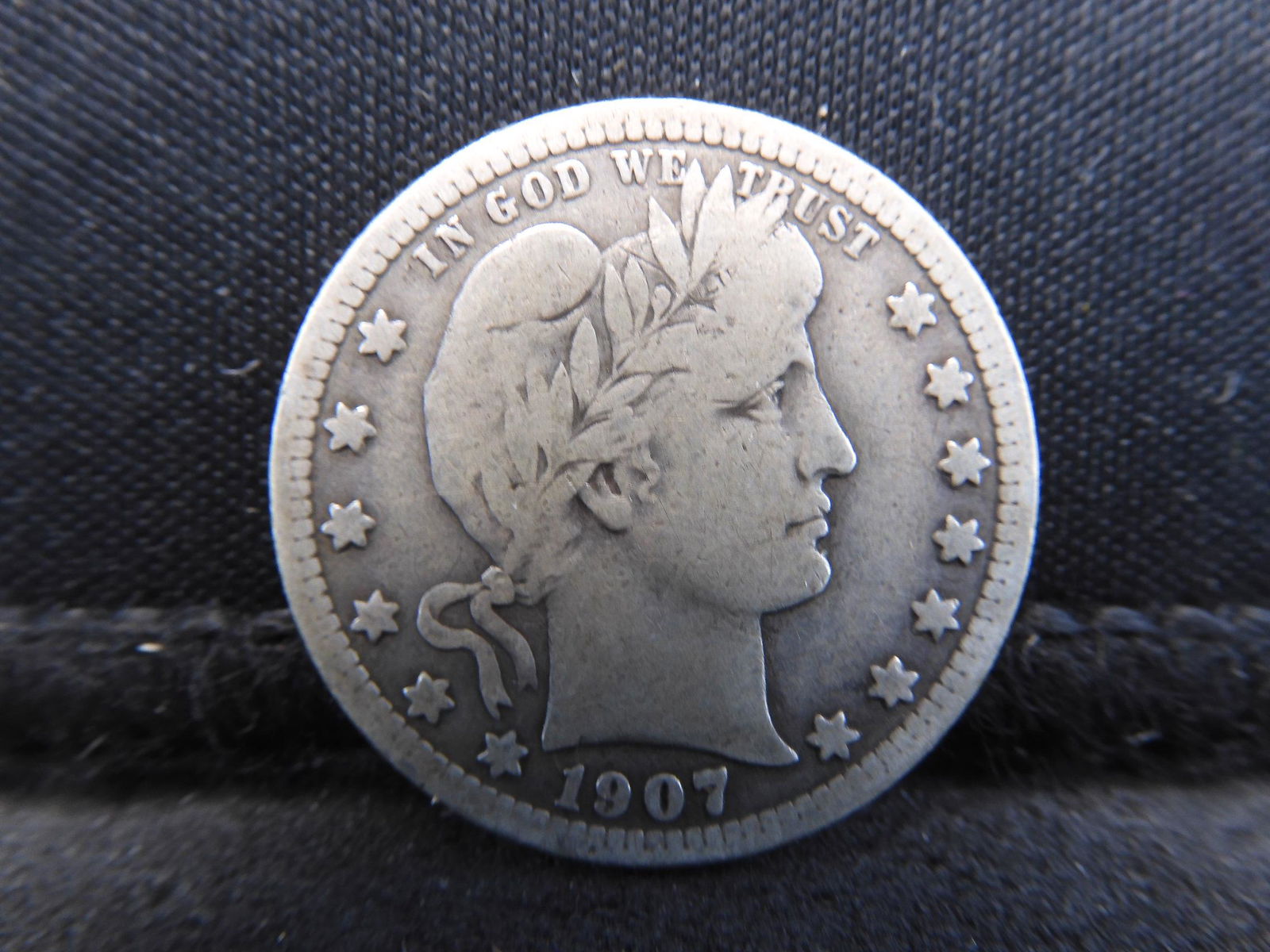 1907 Barber Silver Quarter (1 of 2)