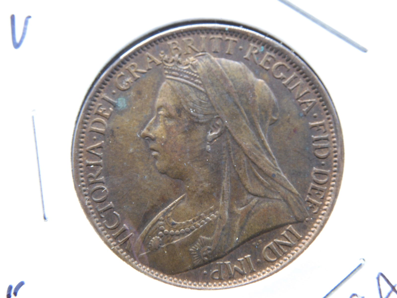 1900 Great Britain One Cent - Bronze - Veiled Victoria (1 of 3)