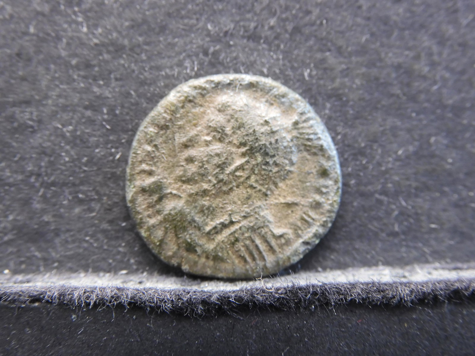 175-330 AD (HIGH GRADE) ANCIENT ROMAN COIN (OVER 1,600: 175-330 AD (HIGH GRADE) ANCIENT ROMAN COIN (OVER 1,600 YRS OLD)!