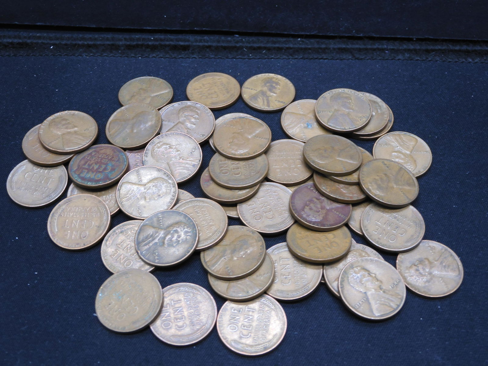 50 - 1942D - 1946 Lincoln Wheat Cents (1 of 6)