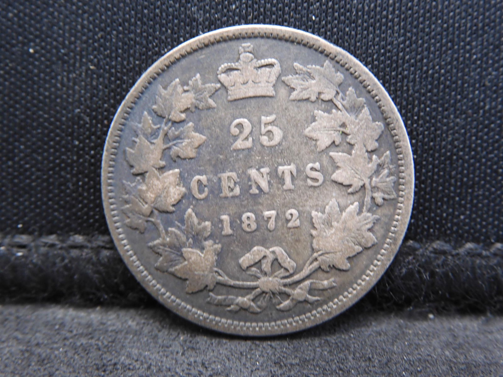 XF 1872 Canadian Silver Quarter (1 of 2)