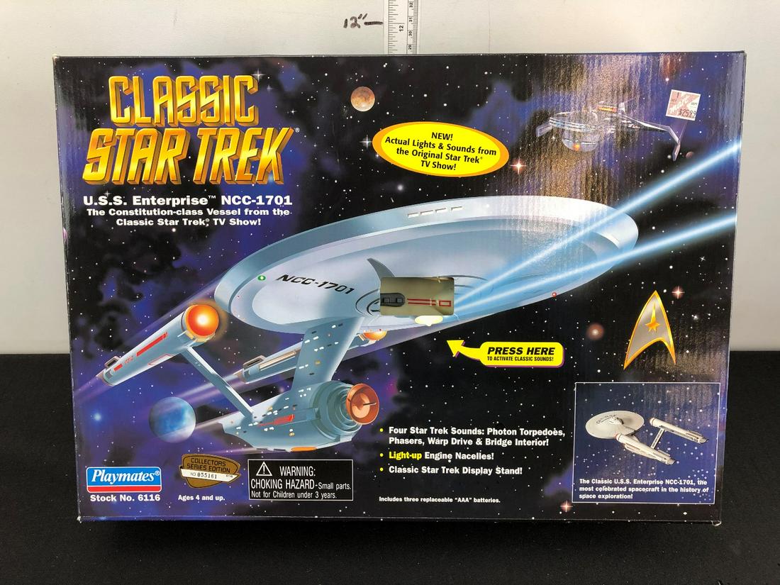 1995 Classic Star Trek U.S.S. Enterprise in opened box (1 of 3)