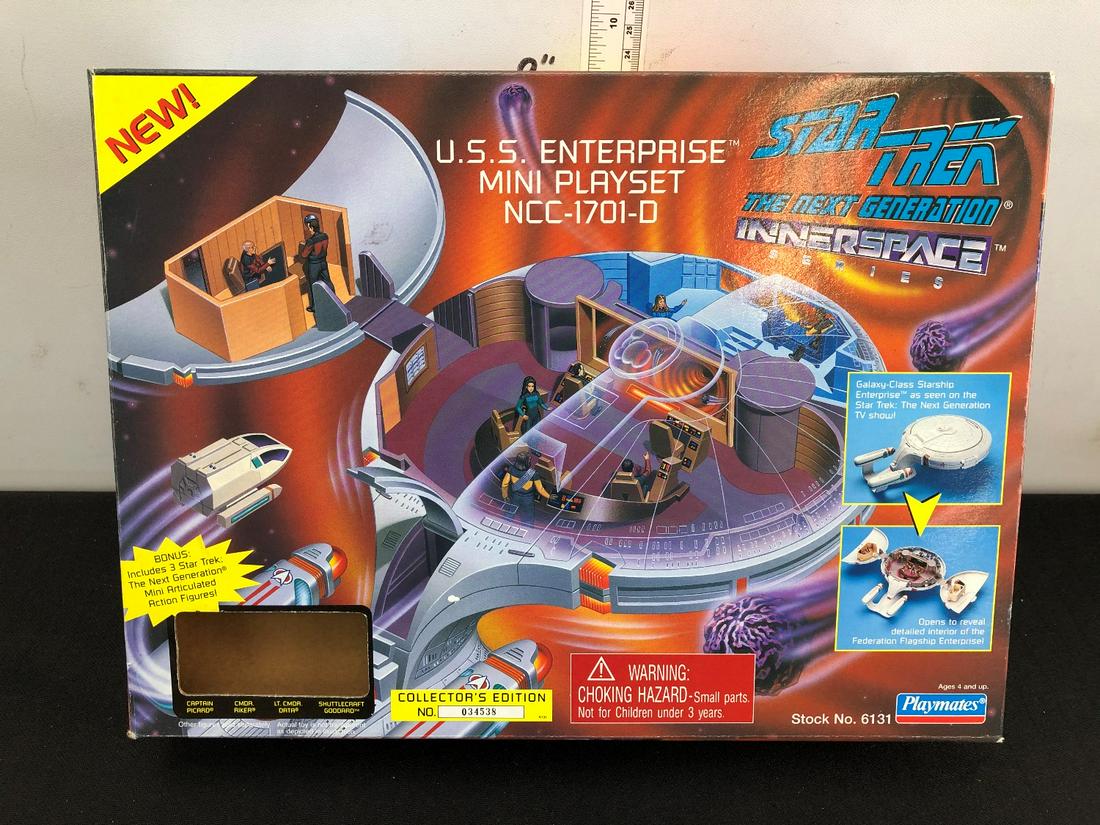 1995 Star Trek The Next Generation Innerspace USS (1 of 3)