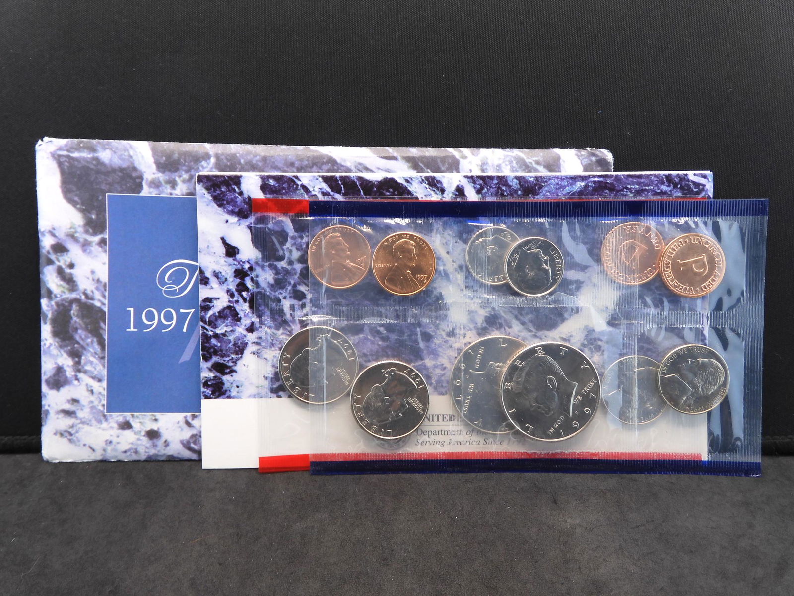 1997 U.S. Uncirculated P & D Mint Set OGP (1 of 6)