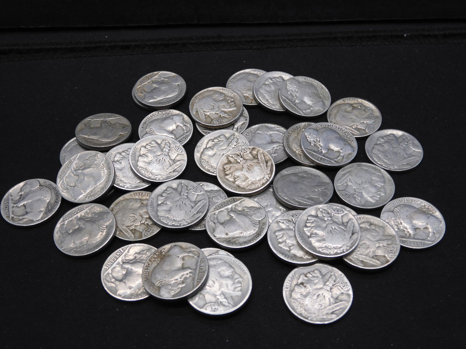 40 Coin Roll Full Date Buffalo Nickels (1 of 4)
