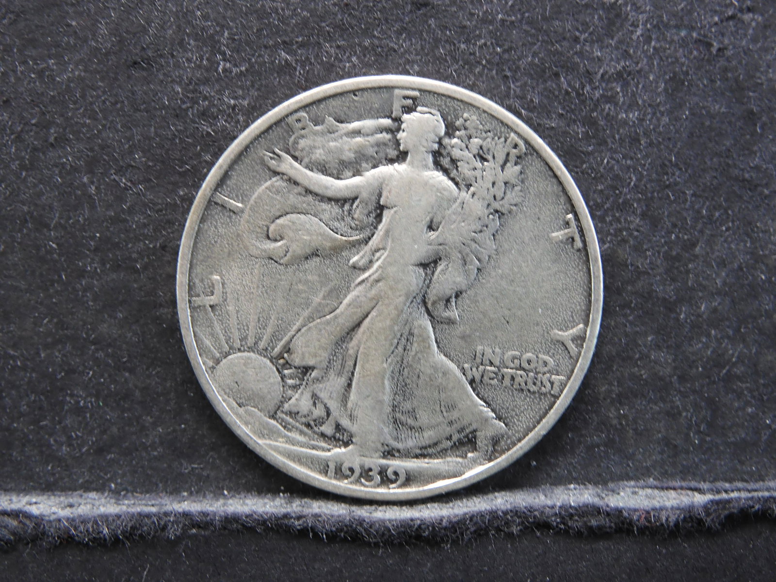 1939-S SILVER (90%) LIBERTY HALF, (2.5 MILL): 1939-S SILVER (90%) LIBERTY HALF, (2.5 MILL)
