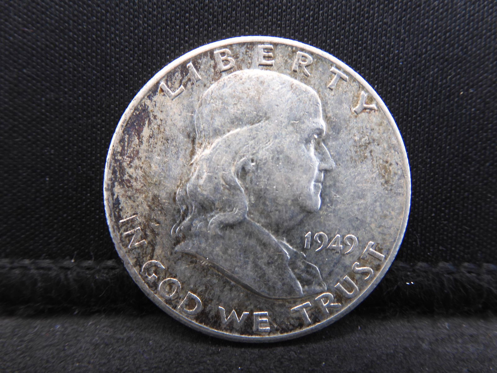 1949-S Key Date Benjamin Franklin Half Dollar. (1 of 2)