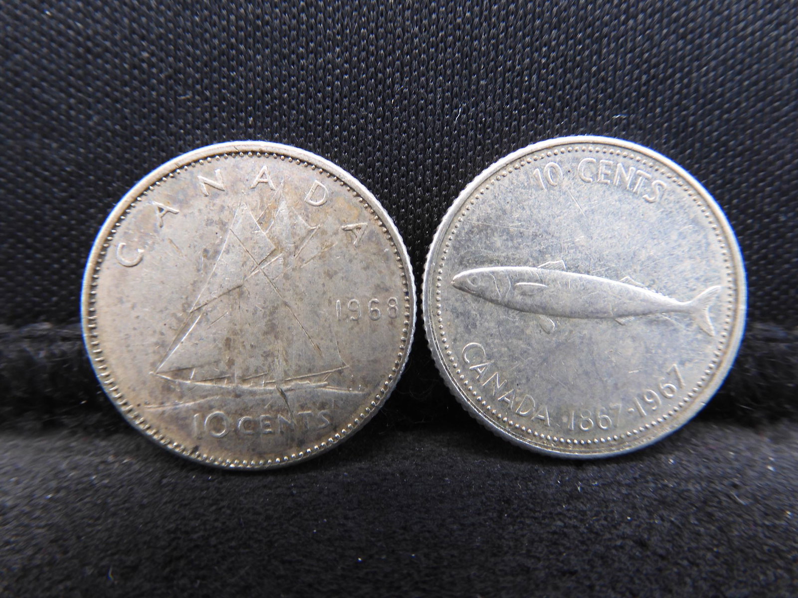 1967 & 1968 Canadian Dimes 50% Silver Coins.: 1967 & 1968 Canadian Dimes 50% Silver Coins.