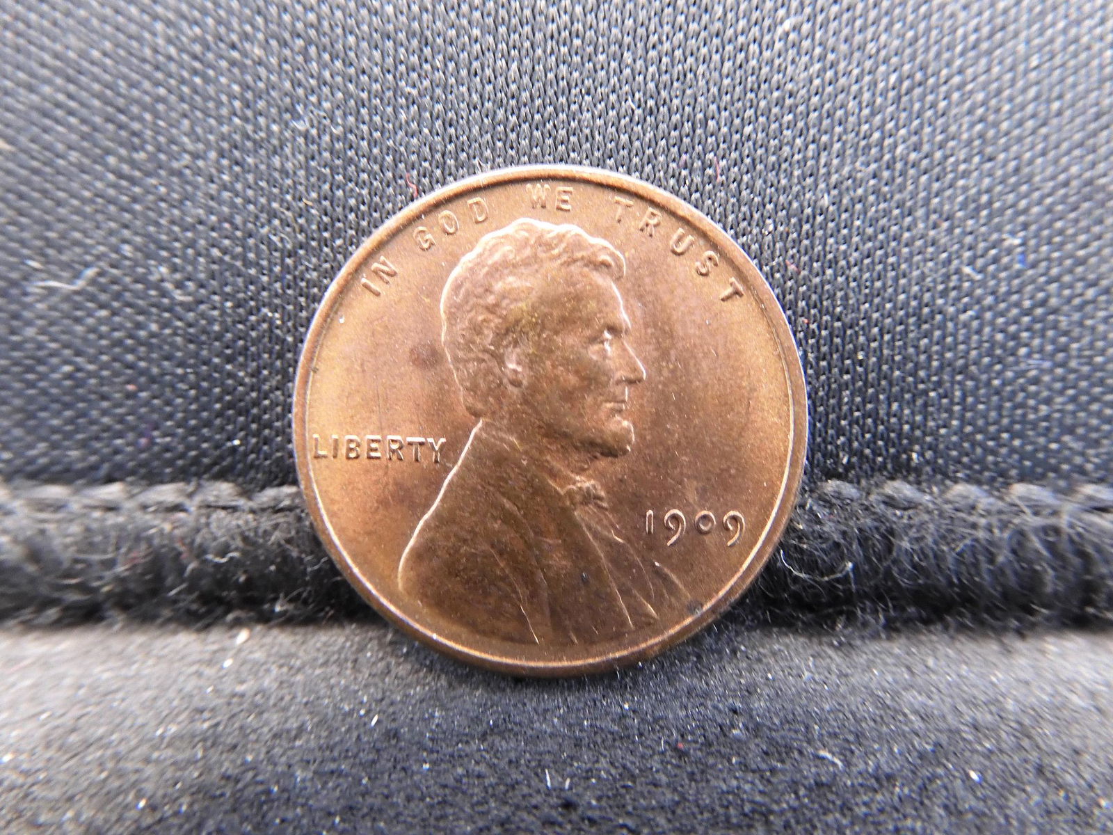 1909 VDB Lincoln Cent.  Choice RED BU. (1 of 2)
