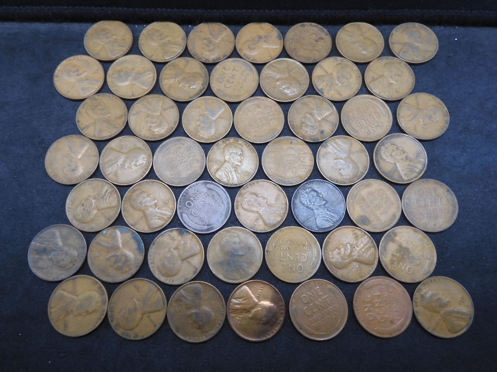 (50) 1931 Lincoln Cents.  Nice circulated.  Depression (1 of 4)