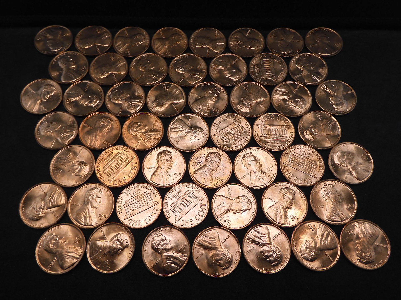 100 Lincoln Cents 1968 & 1969 Red BU (1 of 7)