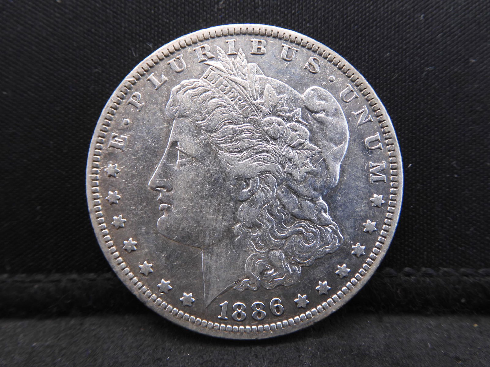 1886-O Morgan Silver Dollar High Grade Tough Date! (1 of 2)