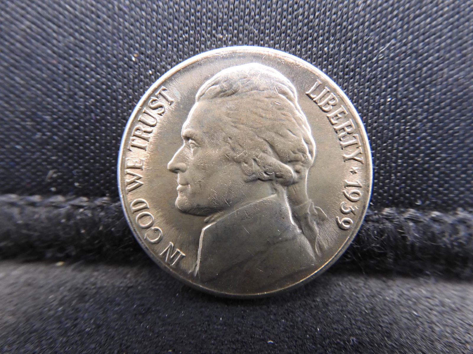 BU Condition 1939-S Jefferson Nickel Better Date (1 of 2)