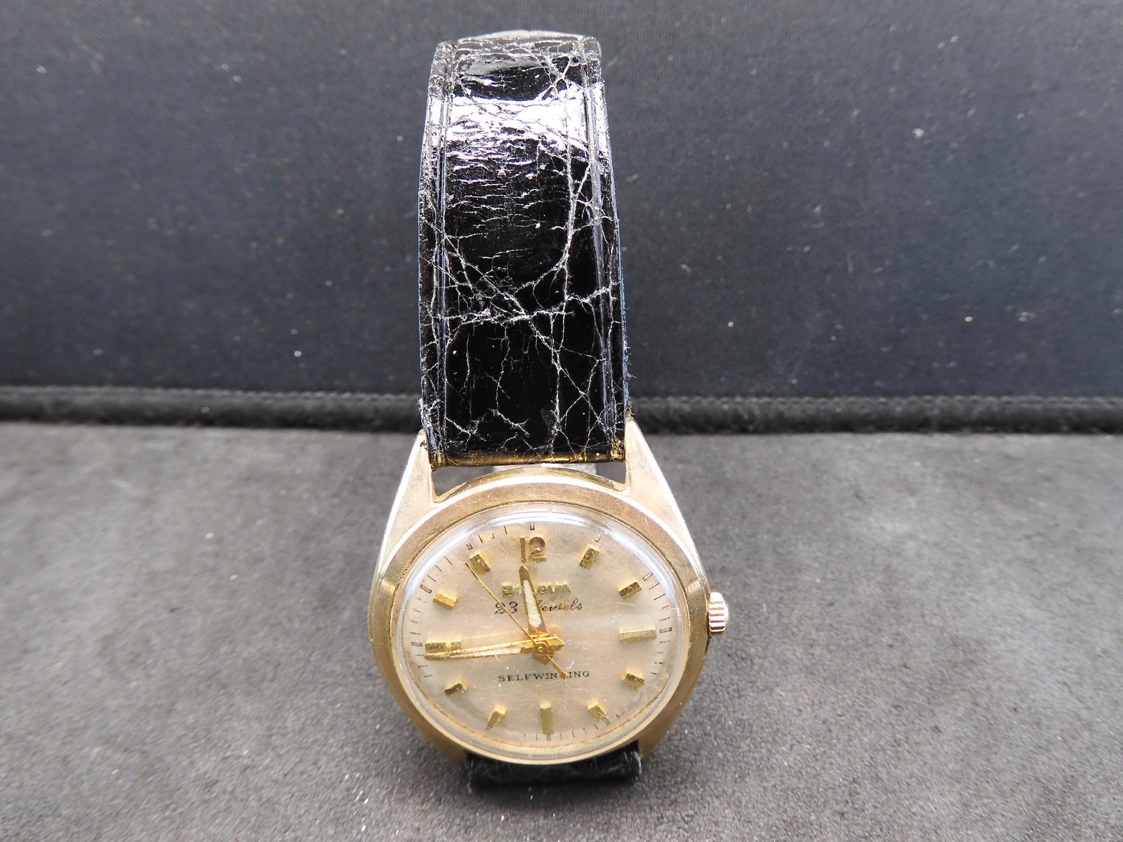 23 Jewel Bulova Wrist Watch Running Condition Unknown: 23 Jewel Bulova Wrist Watch Running Condition Unknown