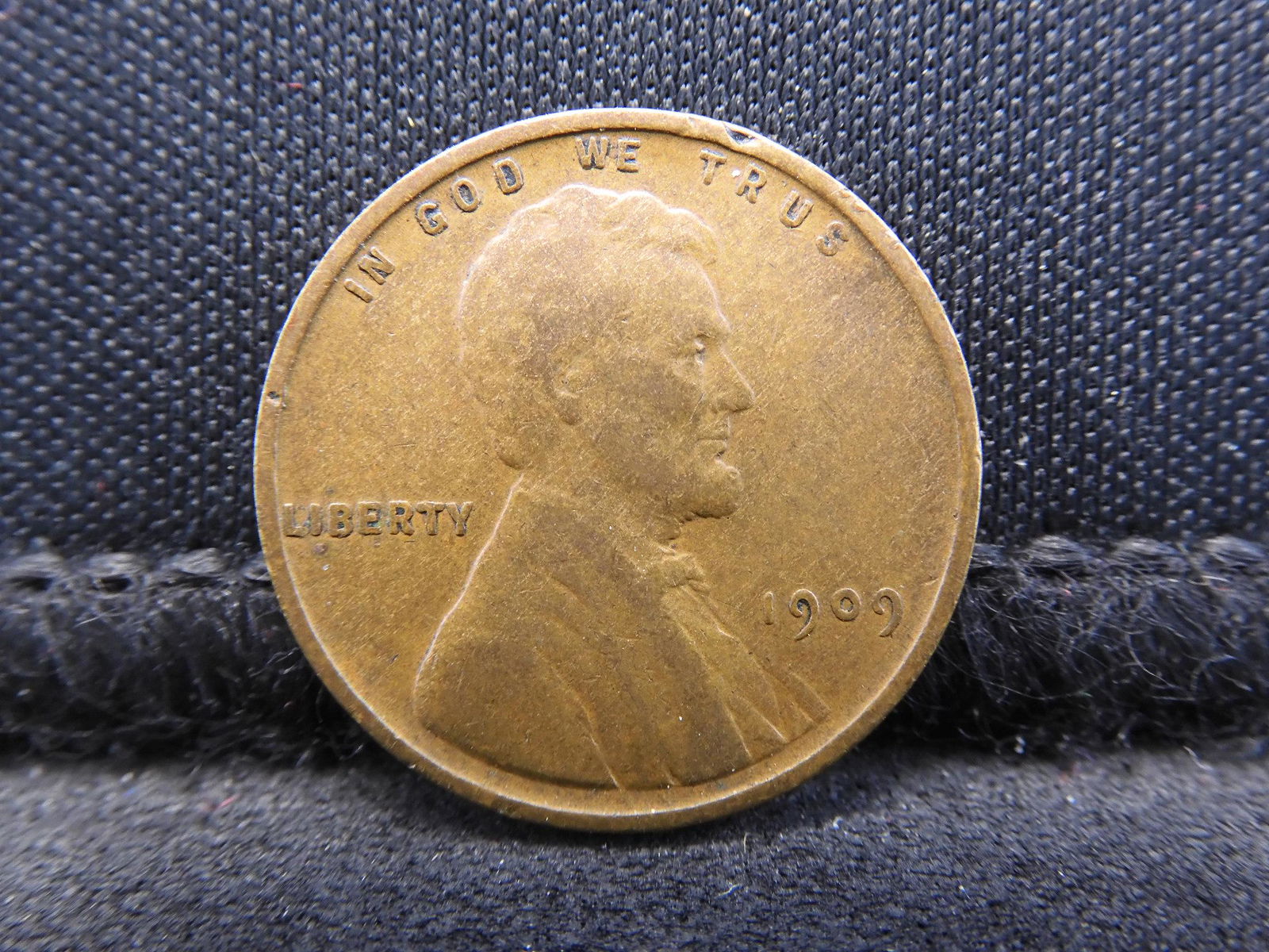 1909-VDB Lincoln Cent First Year (1 of 2)