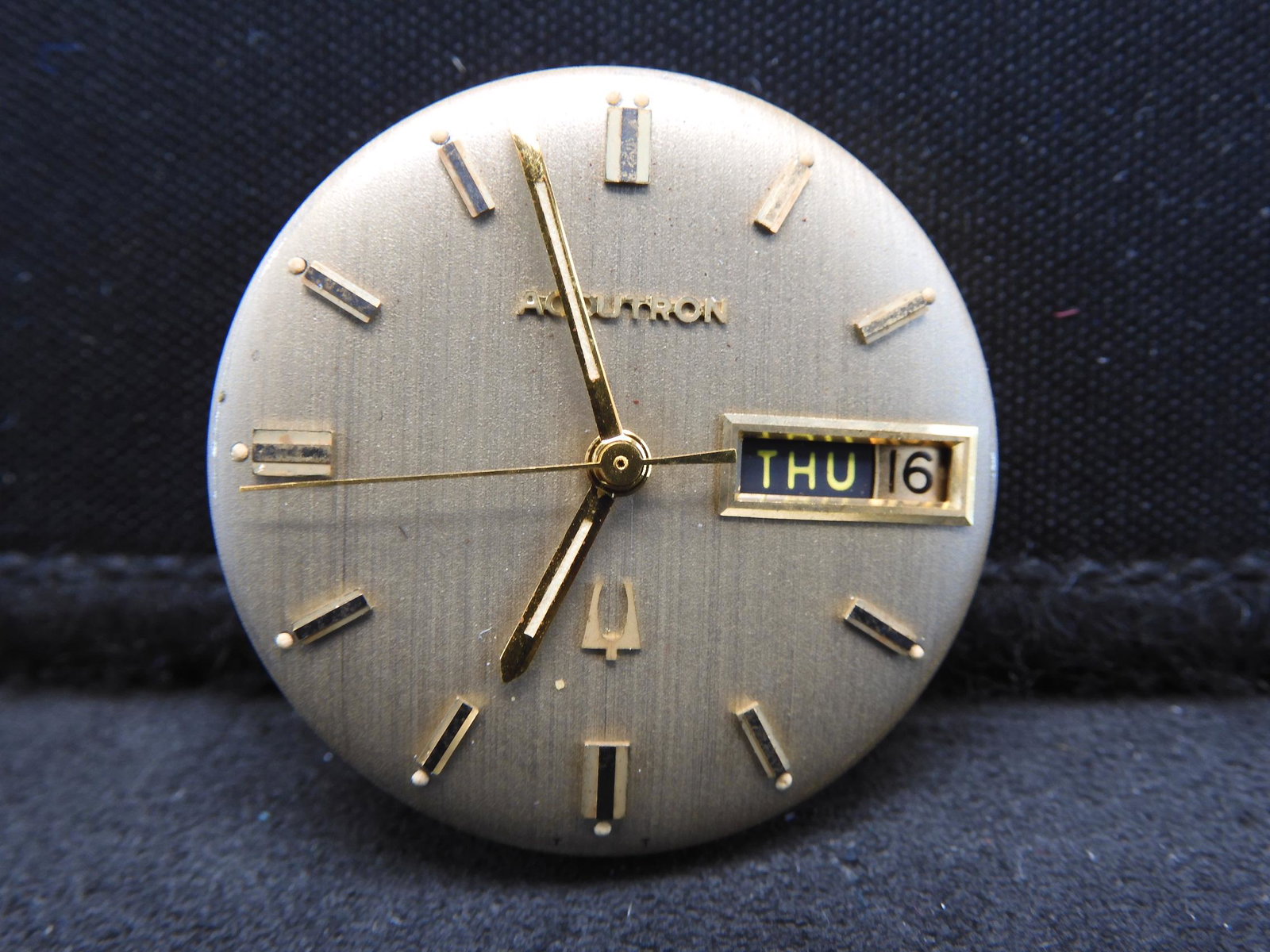 Bulova Accutron Watch Movement Nice Looking Working: Bulova Accutron Watch Movement Nice Looking Working Condition Unknown