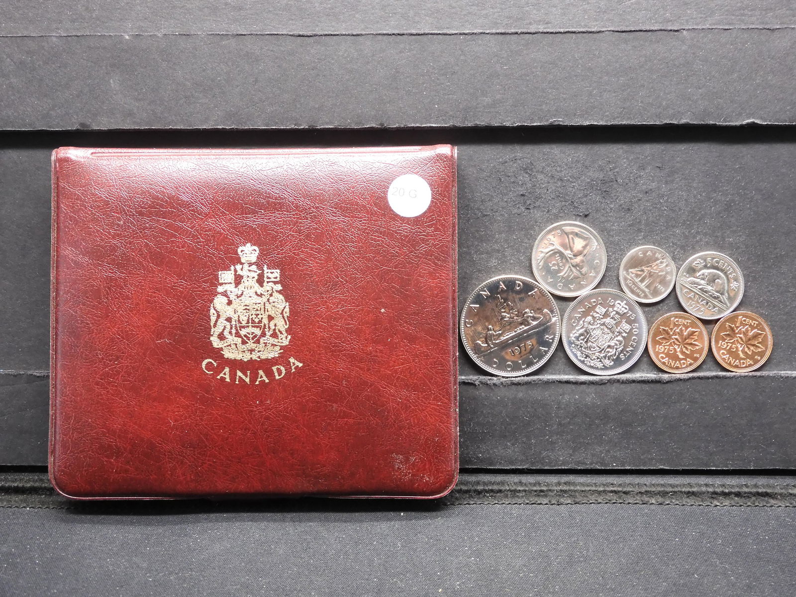1975 Canada Double Penny Set. (1 of 4)