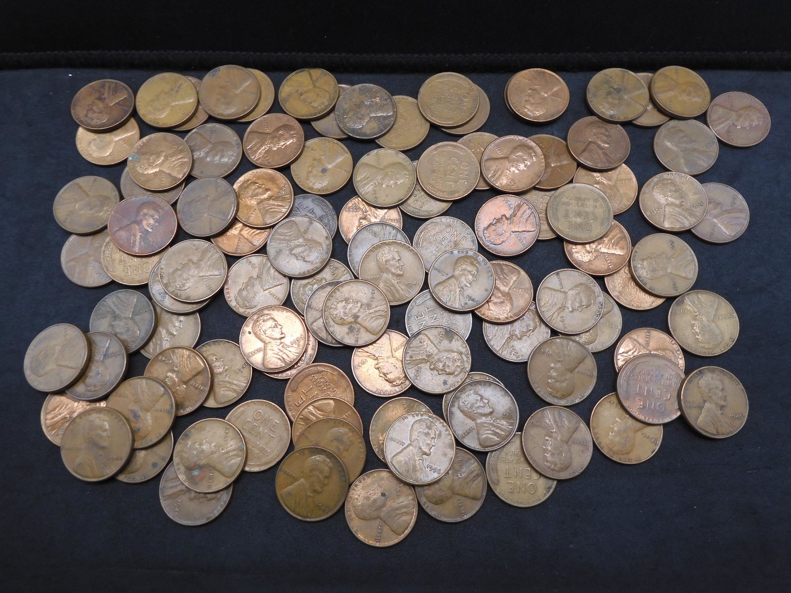 100 Lincoln Wheat Cents. (1 of 4)