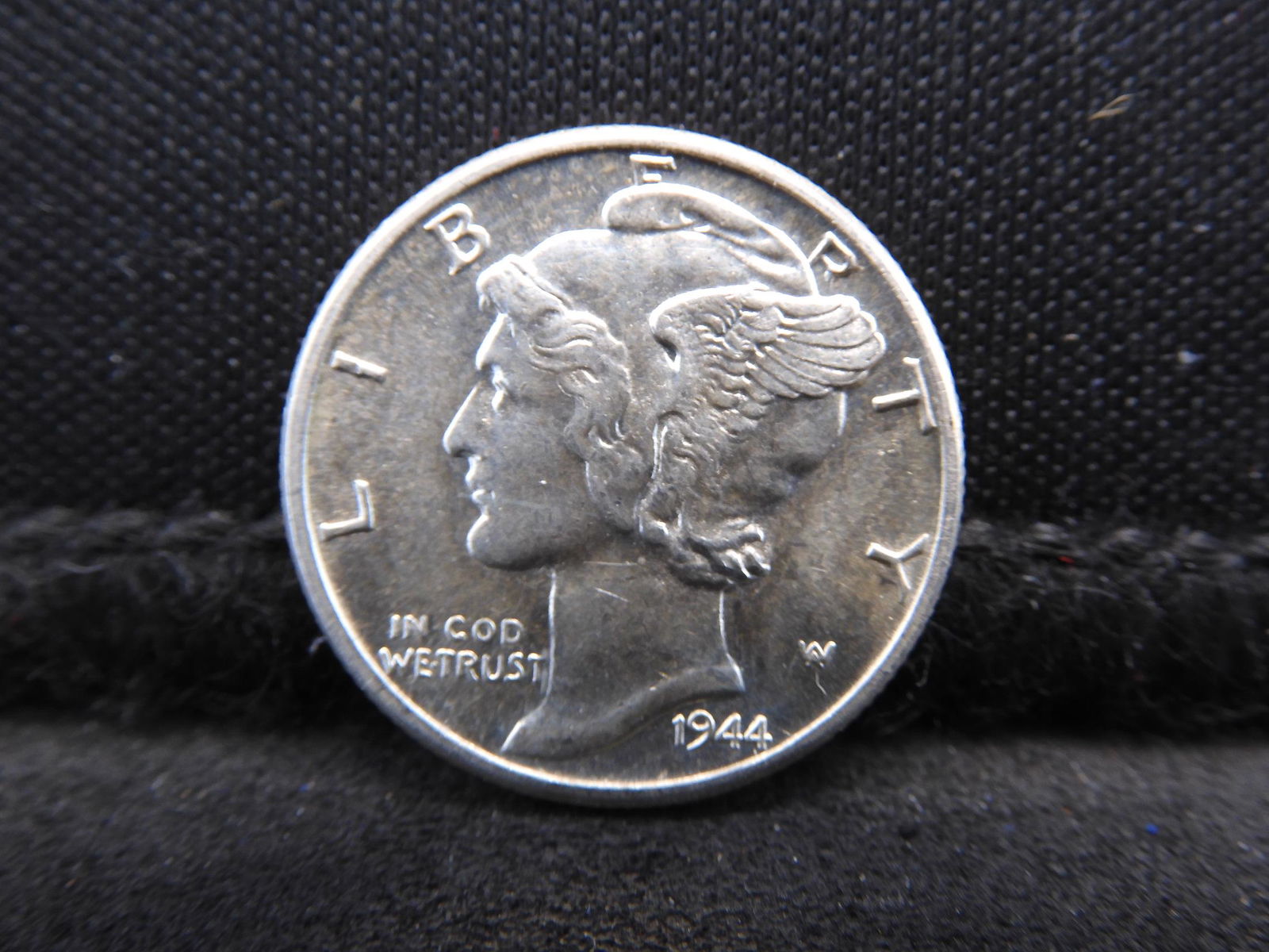 1944 Mercury Dime Very Nice High Grade Coin (1 of 2)