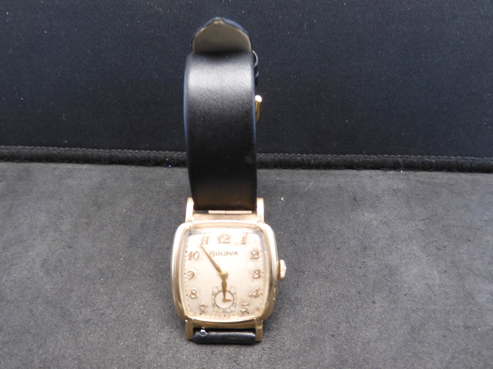 Bulova Wrist Watch W/ Leather Wrist Band - Seems to Run: Bulova Wrist Watch W/ Leather Wrist Band - Seems to Run - No Guarantees!