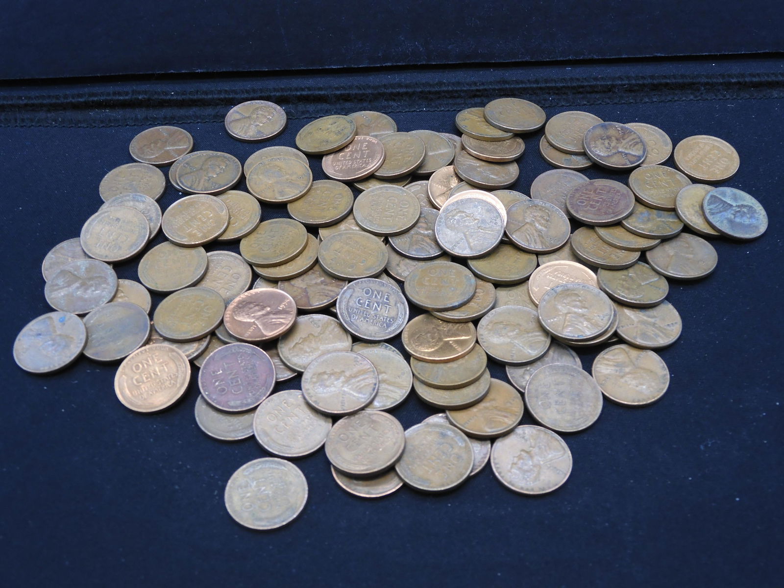 100 Lincoln Wheat Cents (1 of 4)