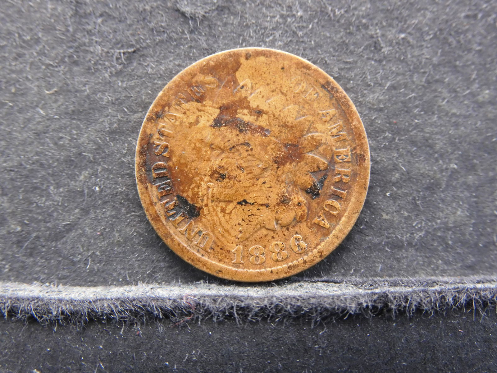 1886 Type 1 Indian Cent (1 of 2)