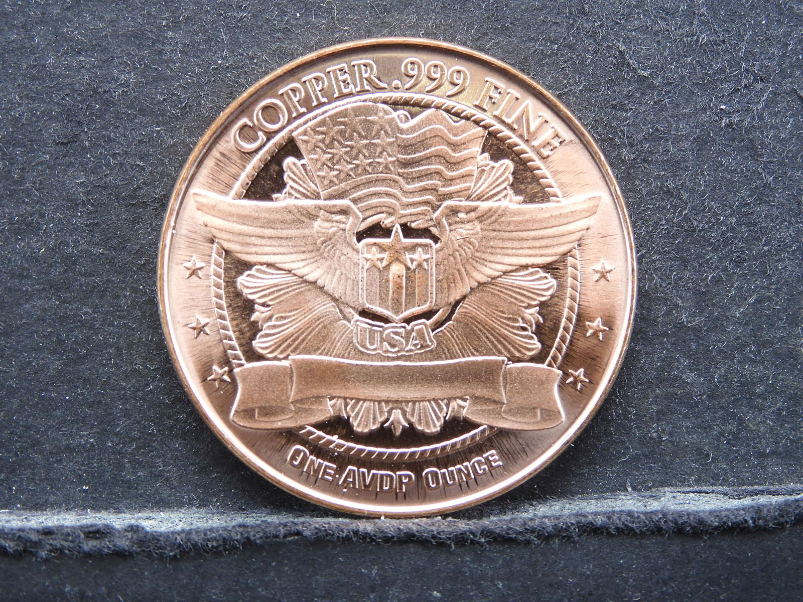 One Ounce .999 Fine Copper Round Eagle Design (1 of 2)