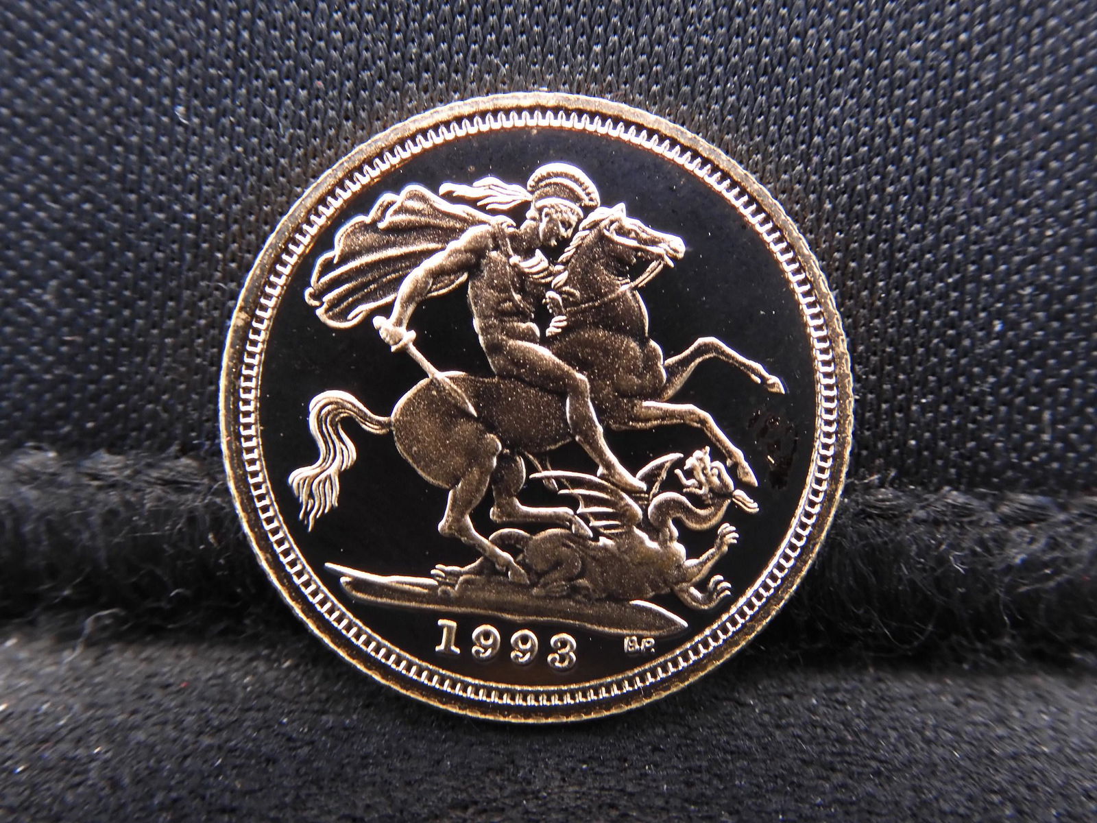 1993 22kt Gold Proof  Half Sovereign (3.99 Grams) Great (1 of 7)