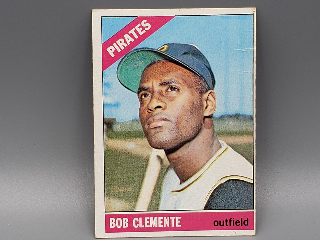 1966 Topps Roberto Clemente #300 HOF (1 of 2)