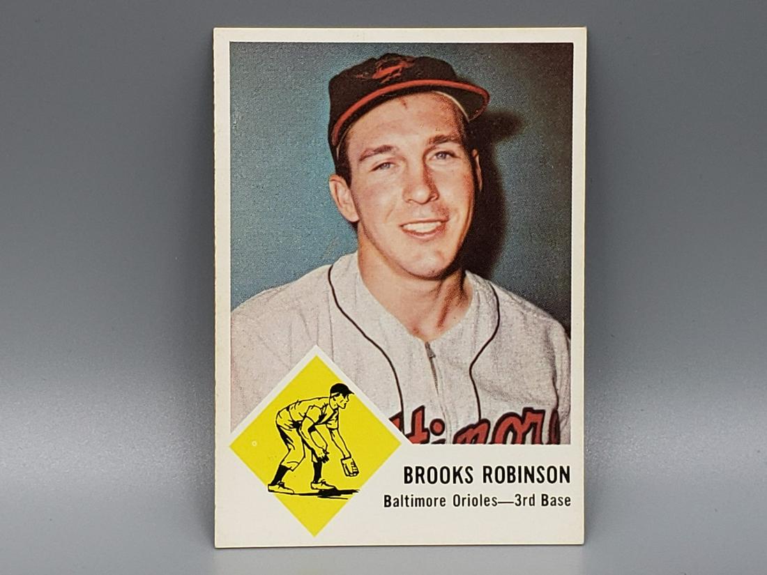 1963 Fleer Brooks Robinson #4 HOF (1 of 2)