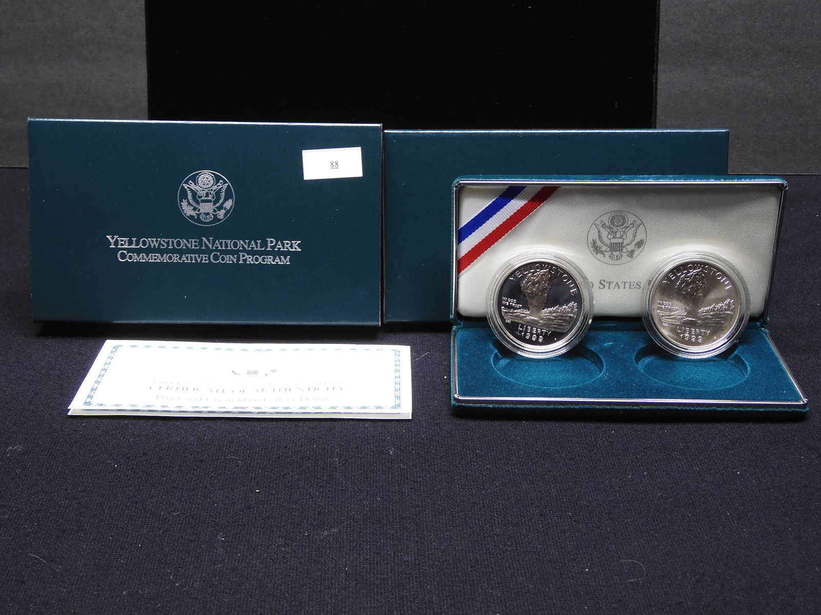 1999 U.S. Yellowstone 2 Coin Proof & Unc Silver Dollars (1 of 4)